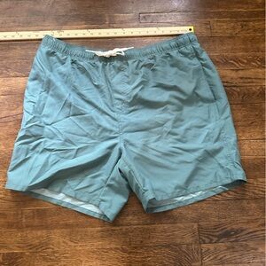 $5 bundle sale- Old Navy swim trunks